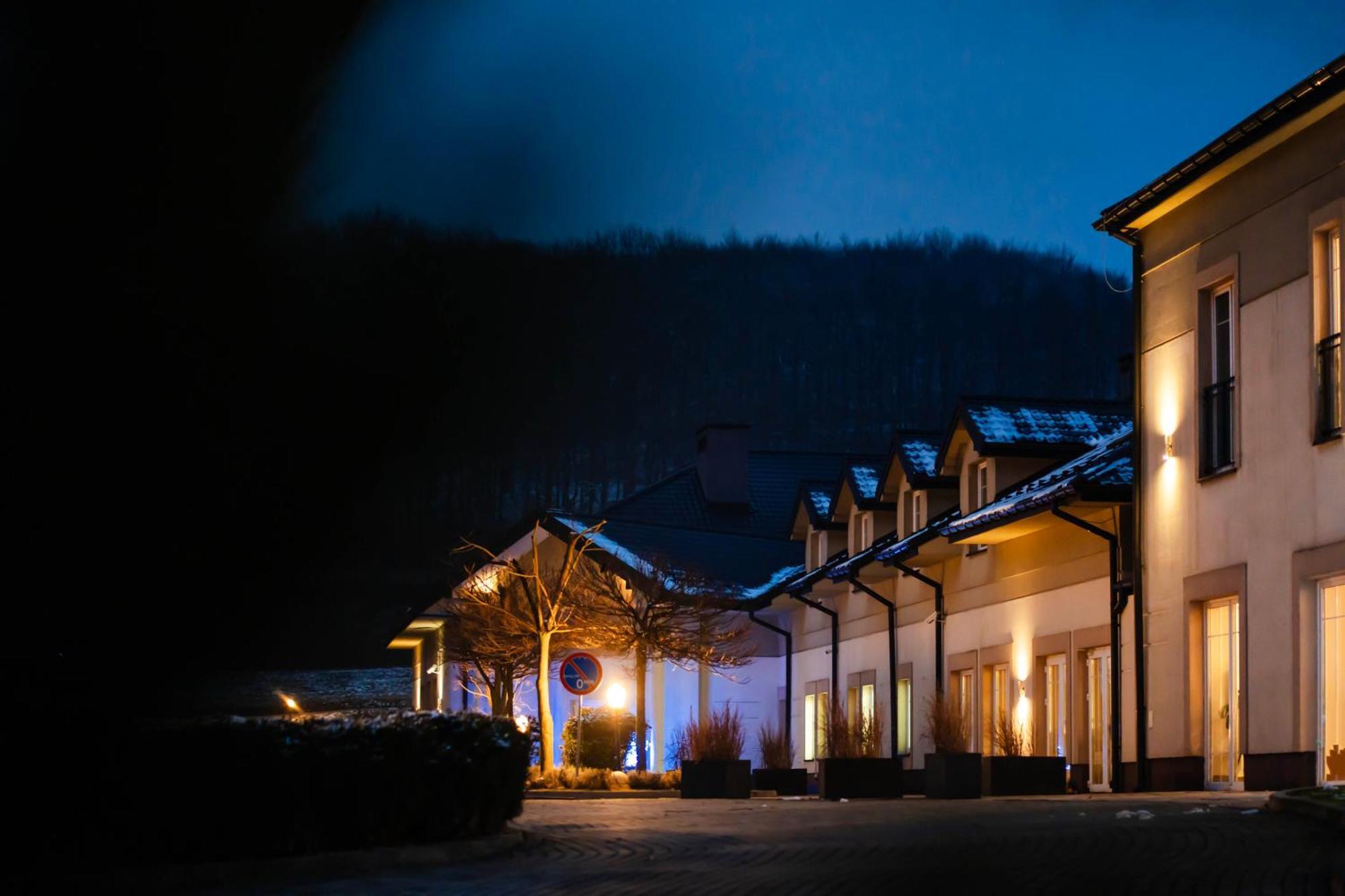 Doslonce Resort Wellnes & Farm Raclawice Exterior photo